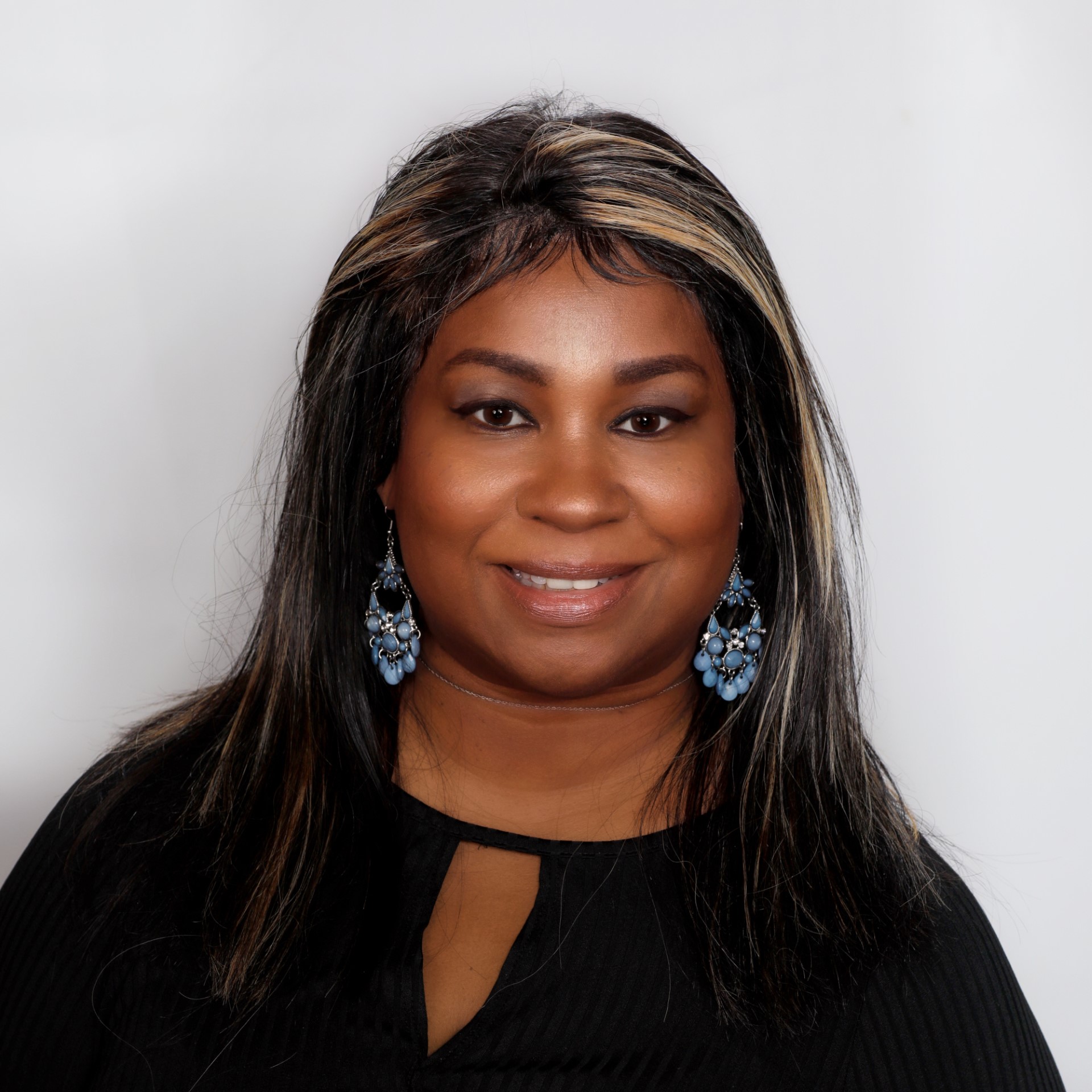 Verna Felder