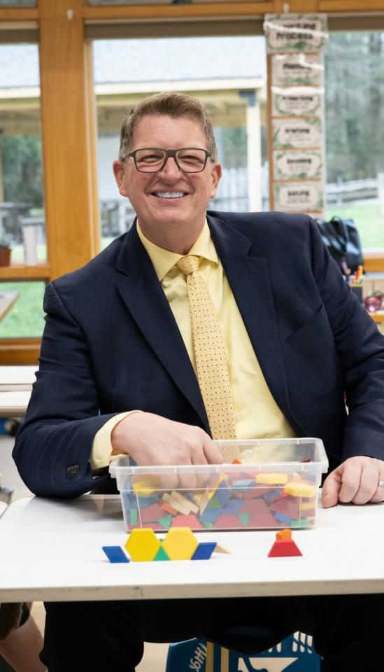 Dr. Jonathan Strecker