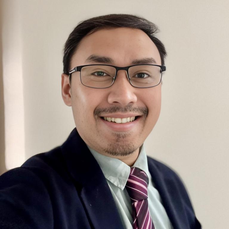 Dr. Andika Putra Pratama